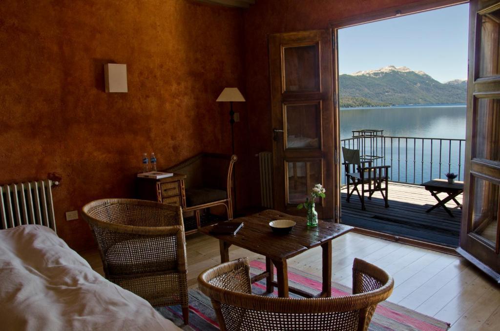 Luma Casa De Montana Hotel Villa La Angostura Ruang foto